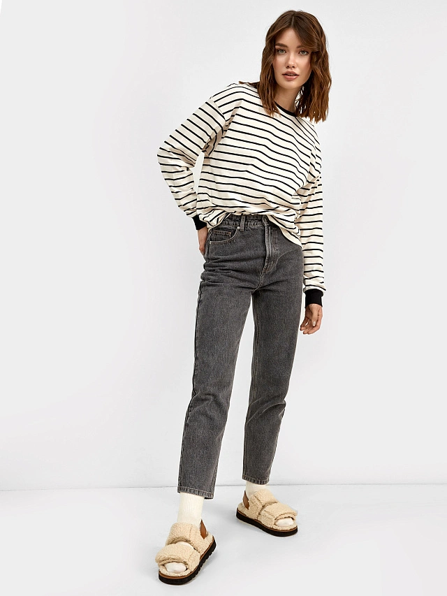 

Женские джинсы силуэта mom fit в сером цвете, Серый, 2023-DTW402