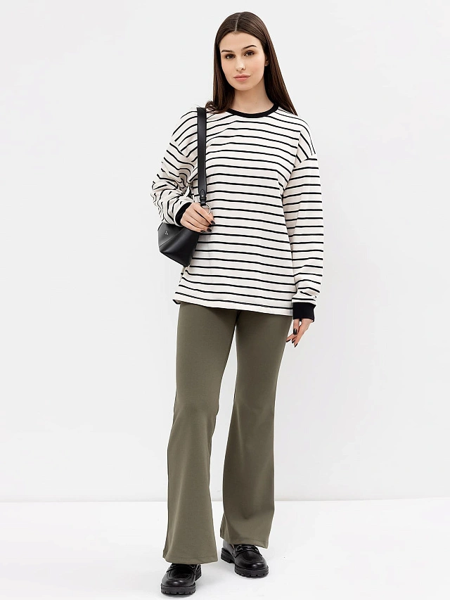 Брюки клеш женские в зеленом цвете - 5