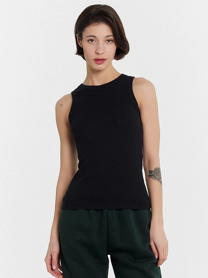картинка Топ женский в черном цвете  от магазина стильной одежды Mark Formelle