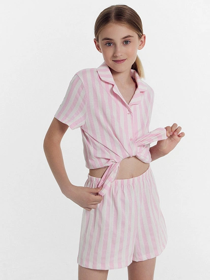 картинка Комплект для девочек (рубашка, шорты) белый в розовую полоску от известного бренда одежды для девочек Mark Formelle