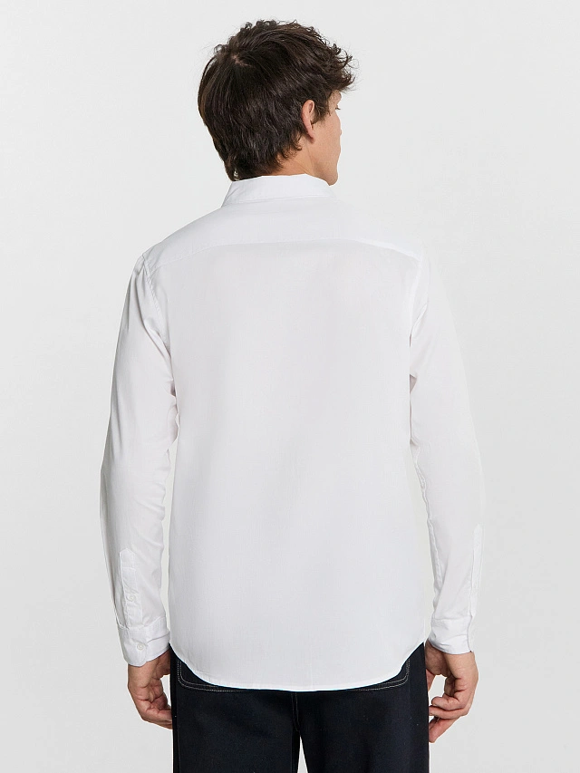 Рубашка мужская в белом цвете - 3