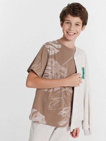 Футболка для мальчиков бежевая с принтом
