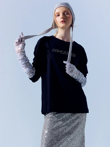 Джемпер женский черный со стразами