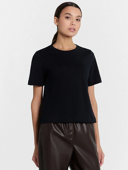 картинка Футболка женская черная  от магазина стильной одежды Mark Formelle