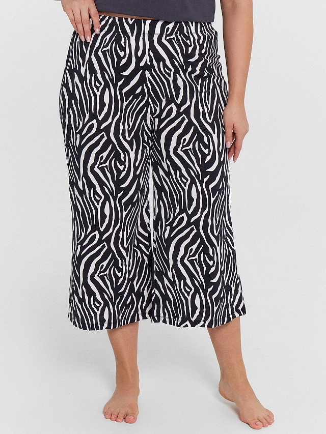 Пижама женская с принтом "hotter then hell" - 3