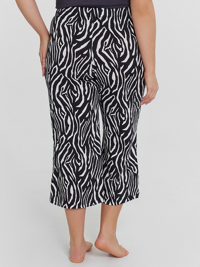 Пижама женская с принтом "hotter then hell" - 4