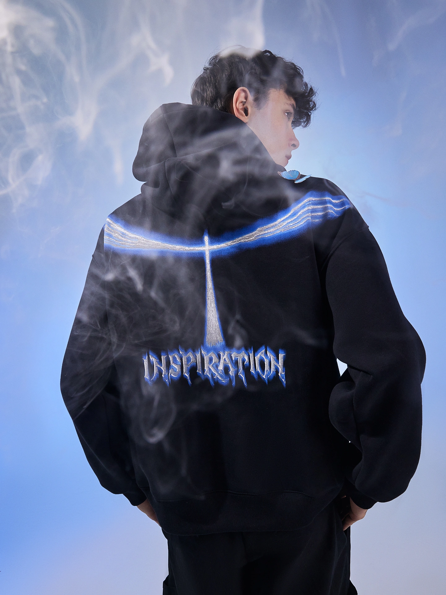 Худи мужское черное с принтом и надписью "Inspiration"