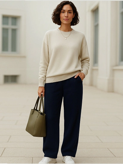 картинка Брюки женские синие  от магазина стильной одежды Mark Formelle