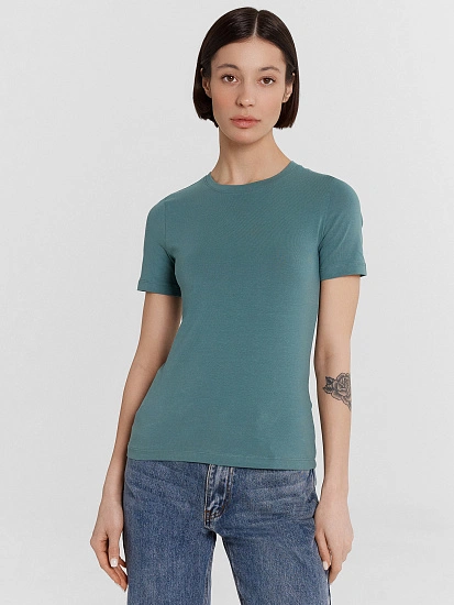 картинка Футболка женская синяя  от магазина стильной одежды Mark Formelle