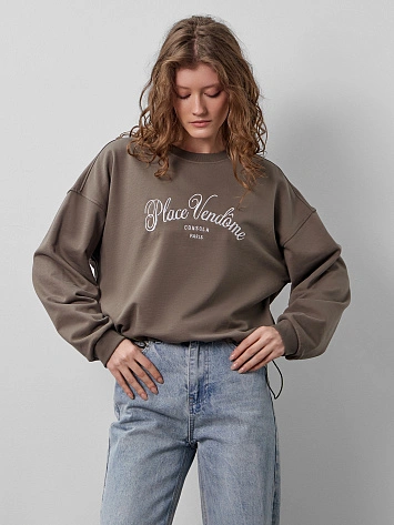 Свитшот женский коричневый с вышивкой "place vendome"