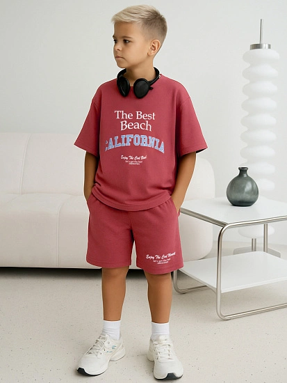 картинка КОМПЛЕКТ ДЛЯ МАЛЬЧИКОВ (ФУТБОЛКА, ШОРТЫ) от магазина одежды для мальчиков от бренда Mark Formelle