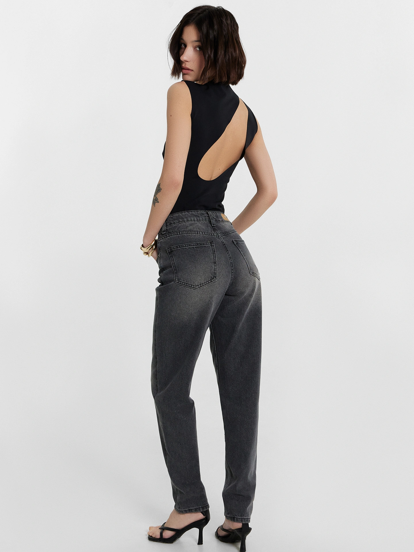 Джинсы женские Mom fit серые