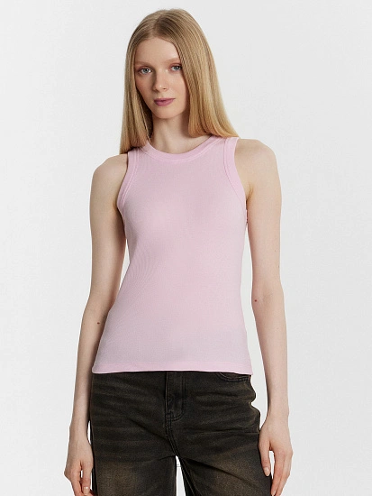 картинка Топ женский розовый в рубчик  от магазина стильной одежды Mark Formelle