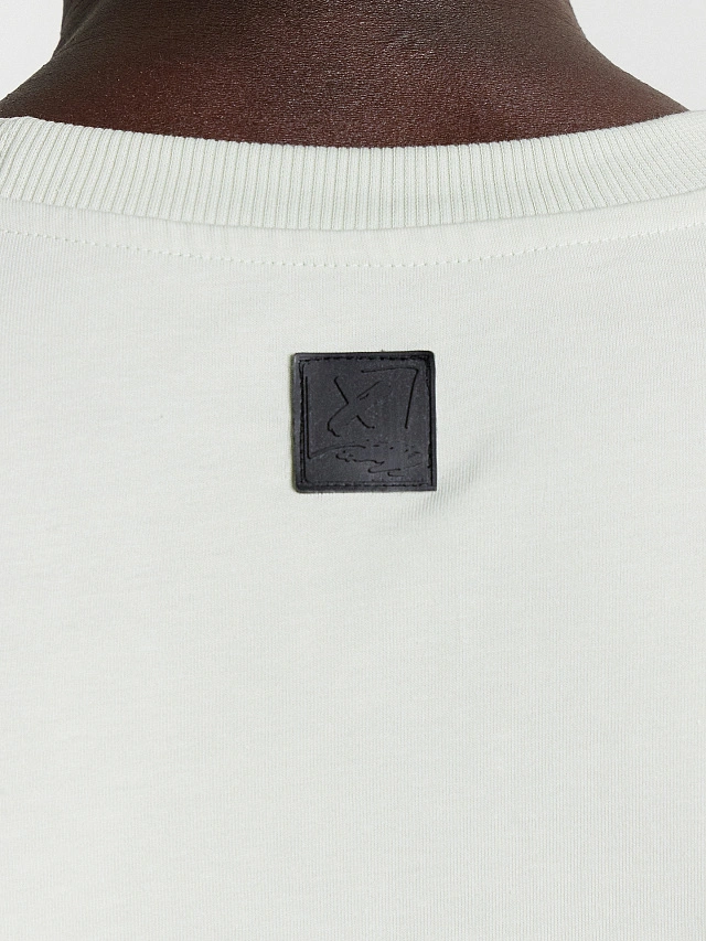 Футболка мужская салатовая с надписью "Больше всего говорит тот, кому нечего сказать" - 5