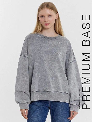 Свитшот женский оверсайз синий с обработкой эйсид и вышивкой "saint tropez"