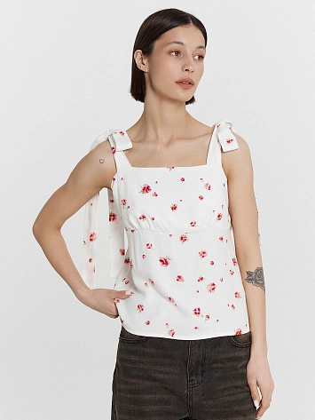 Топ женский белый с цветочным принтом