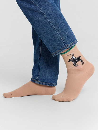 картинка Носки мужские коричневые с рисунком в виде всадника на лошади от магазина мужской одежды Mark Formelle