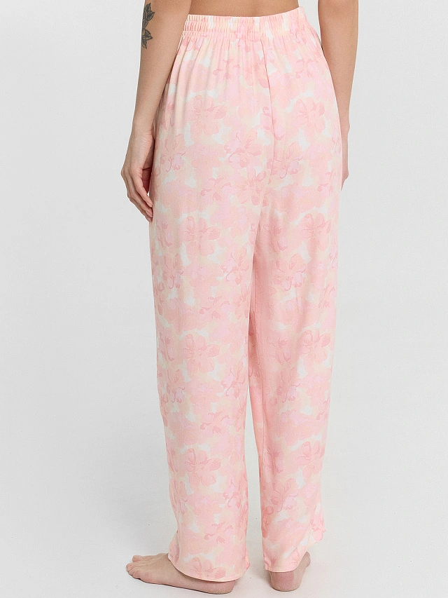 КОМПЛЕКТ ЖЕНСКИЙ (ФУТБОЛКА, БРИДЖИ) - 13