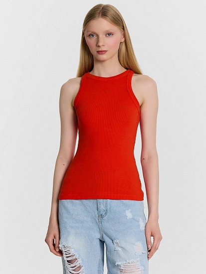картинка Топ женский красный в рубчик  от магазина стильной одежды Mark Formelle