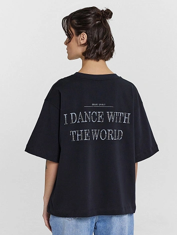 Футболка женская черная с надписью "brave spirit"