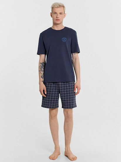 картинка Комплект домашний мужской: футболка и шорты от магазина мужской одежды Mark Formelle