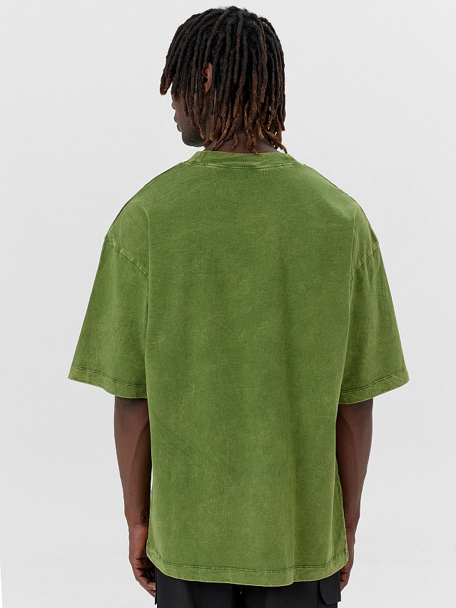 Футболка мужская зеленая с обработкой эйсид и надписью "Wild West" - 2