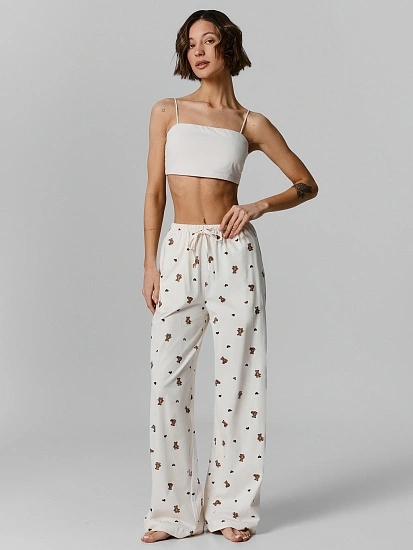 картинка Брюки домашние женские кремовые с мишками от магазина стильной одежды Mark Formelle