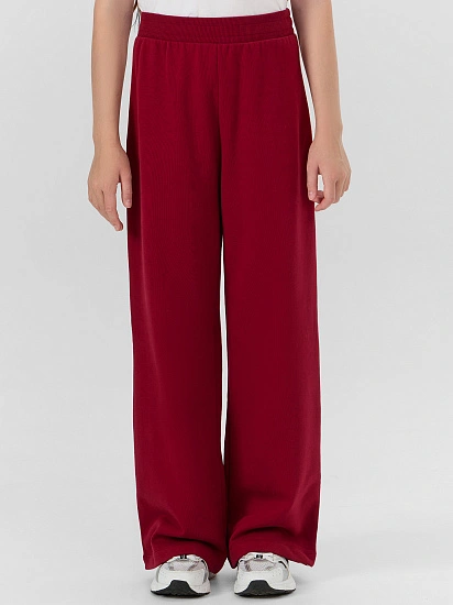 картинка Брюки для девочек красные от известного бренда одежды для девочек Mark Formelle