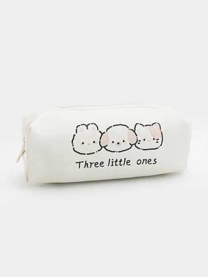 картинка Пенал белый с котятами от магазина стильной одежды Mark Formelle