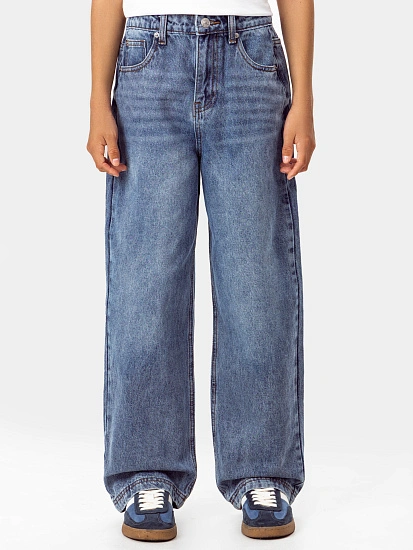 картинка Джинсы для мальчиков синие от магазина одежды для мальчиков от бренда Mark Formelle