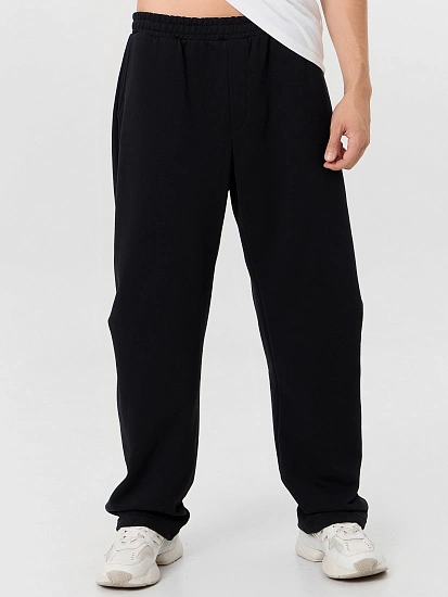 картинка Брюки мужские черные от магазина мужской одежды Mark Formelle