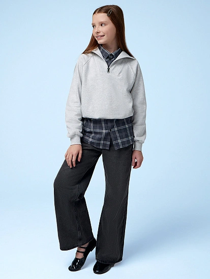 картинка Джинсы для девочек серые от известного бренда одежды для девочек Mark Formelle