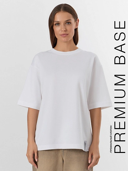 картинка Футболка женская белая от магазина стильной одежды Mark Formelle