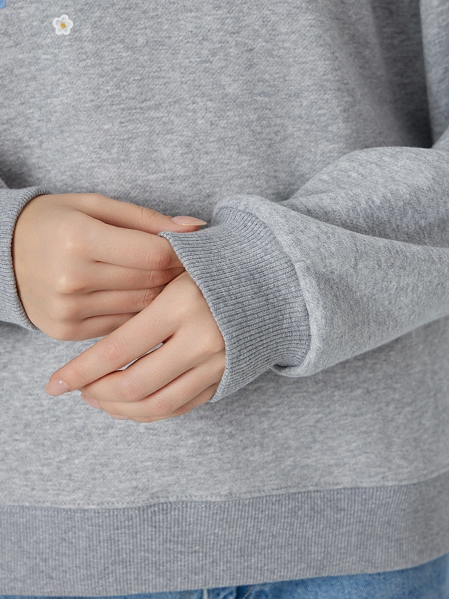 Худи женское серое с надписью "Blossom" - 8