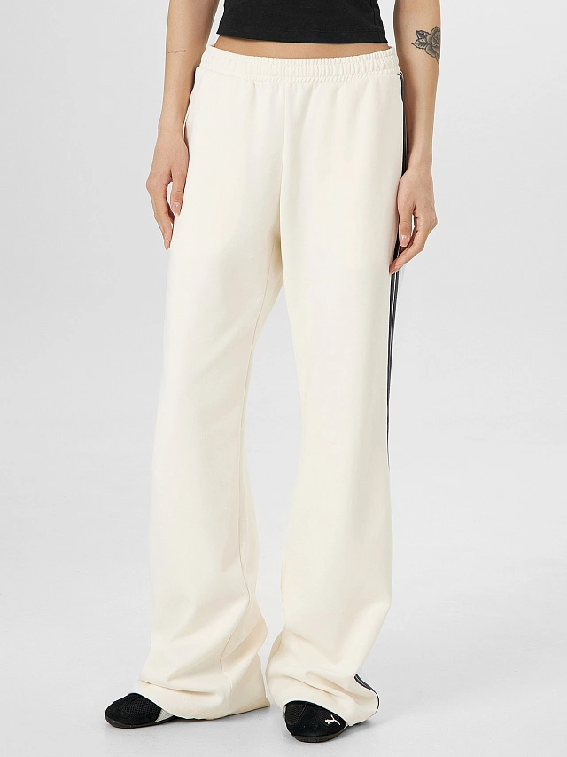 Брюки с лампасами женские молочные - 2