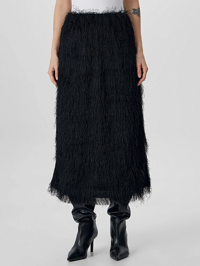картинка Юбка миди женская черная пушистая от магазина стильной одежды Mark Formelle