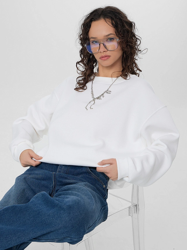 Теплый свитшот женский белый - 9