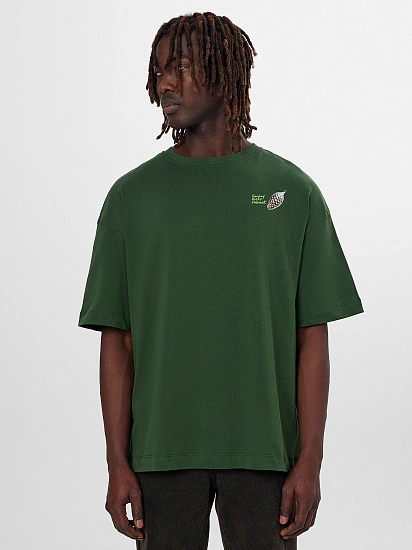 картинка Футболка мужская зеленая с принтом от магазина мужской одежды Mark Formelle