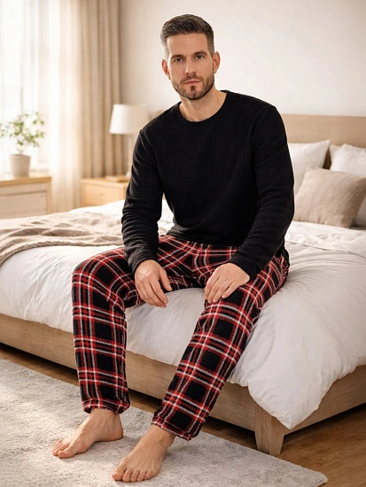 картинка Комплект домашний мужской черный с меховым ворсом от магазина мужской одежды Mark Formelle