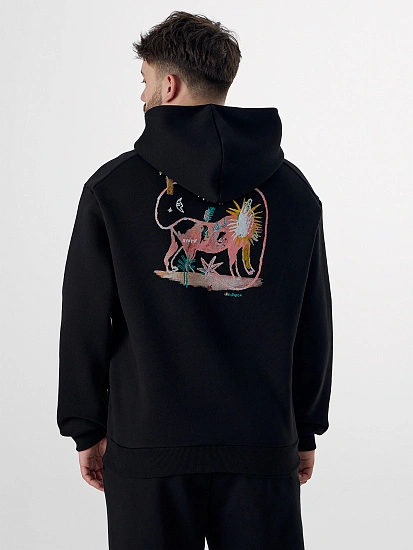 картинка Теплое худи мужское черное с начесом от магазина мужской одежды Mark Formelle