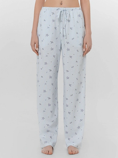 картинка Брюки домашние женские голубые с цветочным принтом от магазина стильной одежды Mark Formelle