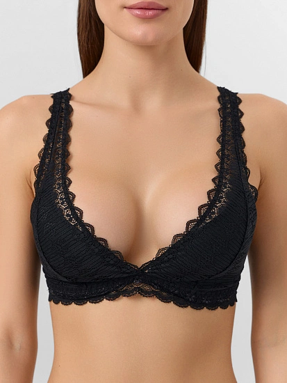 картинка Бюстгальтер женский с мягкими чашками черный от магазина стильной одежды Mark Formelle