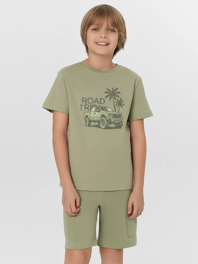 Комплект для мальчиков зеленый: футболка и шорты - 4