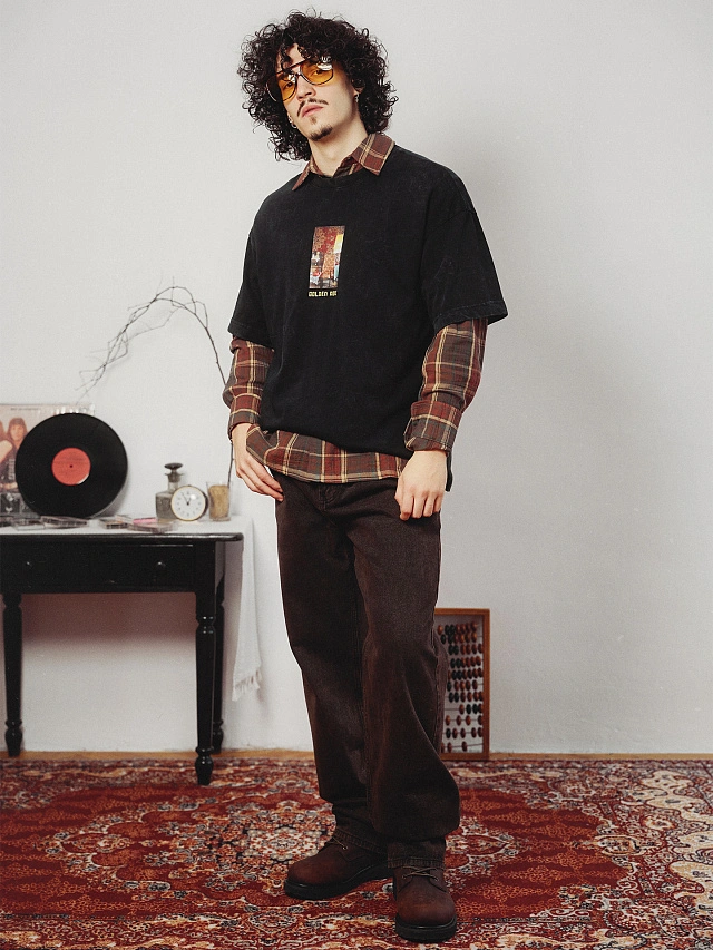 Футболка мужская черная с обработкой эйсид - 2