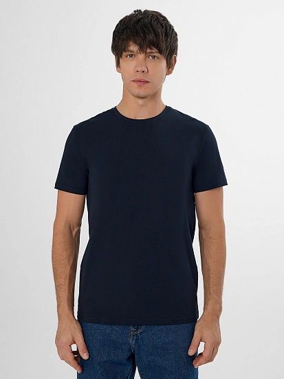 картинка Футболка мужская базовая синяя от магазина мужской одежды Mark Formelle