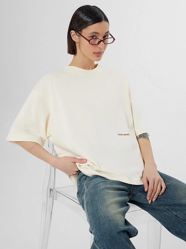 Футболка оверсайз женская бежевая с надписью - 9