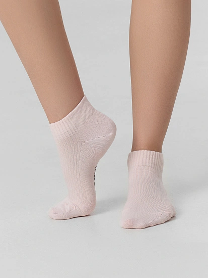 картинка НОСКИ ЖЕНСКИЕ от магазина стильной одежды Mark Formelle