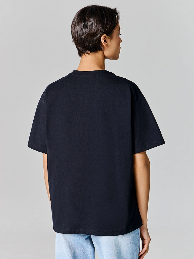 Футболка женская оверсайз черная с надписью "Каханая" - 4