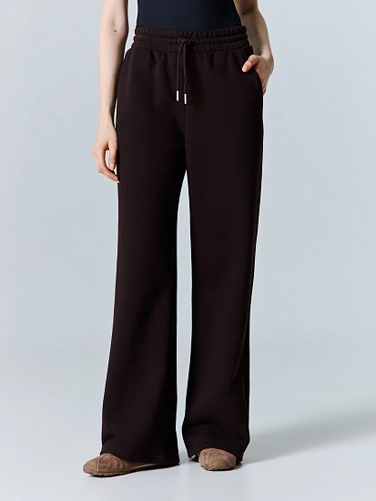 картинка Брюки женские коричневые от магазина стильной одежды Mark Formelle