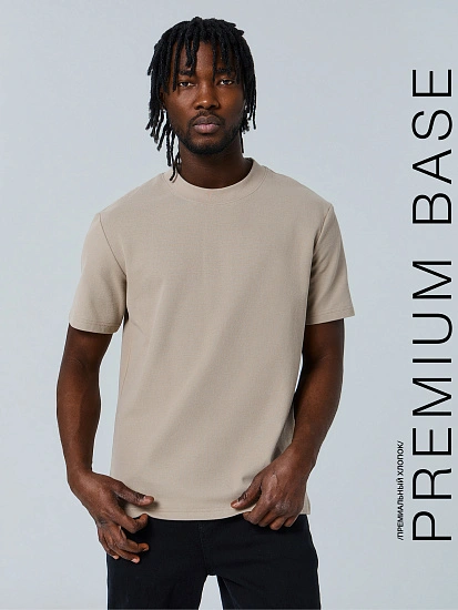 картинка Футболка мужская серая от магазина мужской одежды Mark Formelle